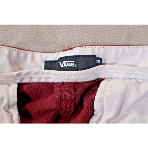 Vans Corduroy Cargo Pants Mens 36 Burgundy Maroon Embroidered Patch Skateboard - Picture 3 of 10